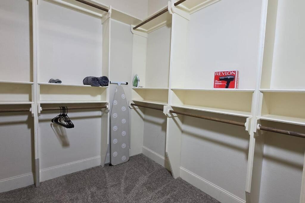 Modern Galleria Gem Private Jacuzzi 3 Br Houston Eksteriør billede